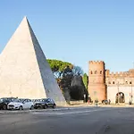 50mt Metro Station - 20min Walking From Colosseum - Romecentralhouse - Elegant And Fully Equipped Róma