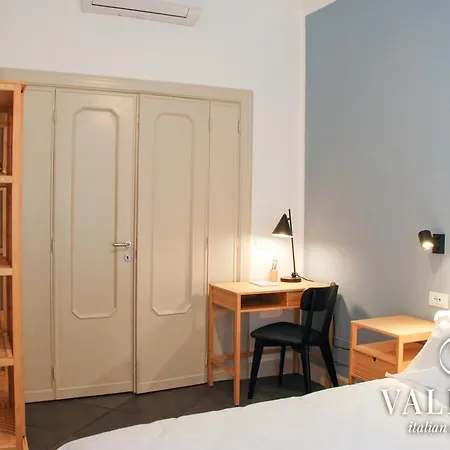 Piramide - 20min Walking From Colosseum - 1min From Metro Station - Valente Italian * Рим