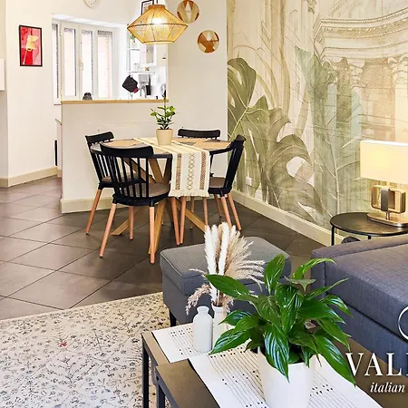 Apartman Piramide - 20min Walking From Colosseum - 1min From Metro Station - Valente Italian Róma