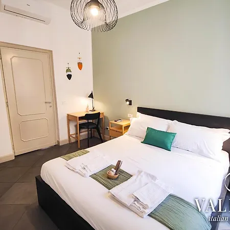 Piramide - 20min Walking From Colosseum - 1min From Metro Station - Valente Italian * Róma