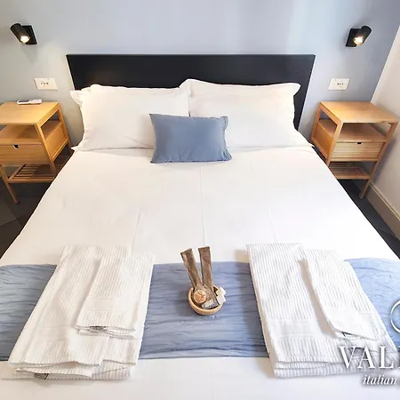 Апартаменты Piramide - 20min Walking From Colosseum - 1min From Metro Station - Valente Italian Рим