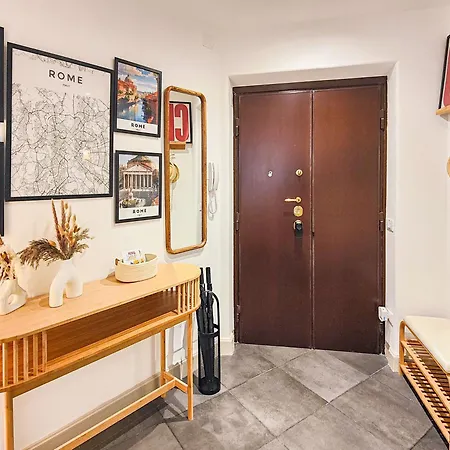 50mt Metro Station - 20min Walking From Colosseum - Romecentralhouse - Elegant And Fully Equipped * Rom