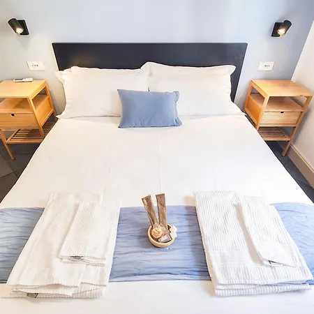 50mt Metro Station - 20min Walking From Colosseum - Romecentralhouse - Elegant And Fully Equipped Apartment Rom