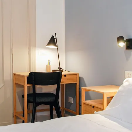 50mt Metro Station - 20min Walking From Colosseum - Romecentralhouse - Elegant And Fully Equipped Apartment Rom