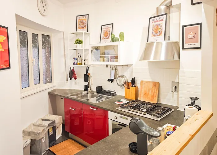 50mt Metro Station - 20min Walking From Colosseum - Romecentralhouse - Elegant And Fully Equipped Appartement *